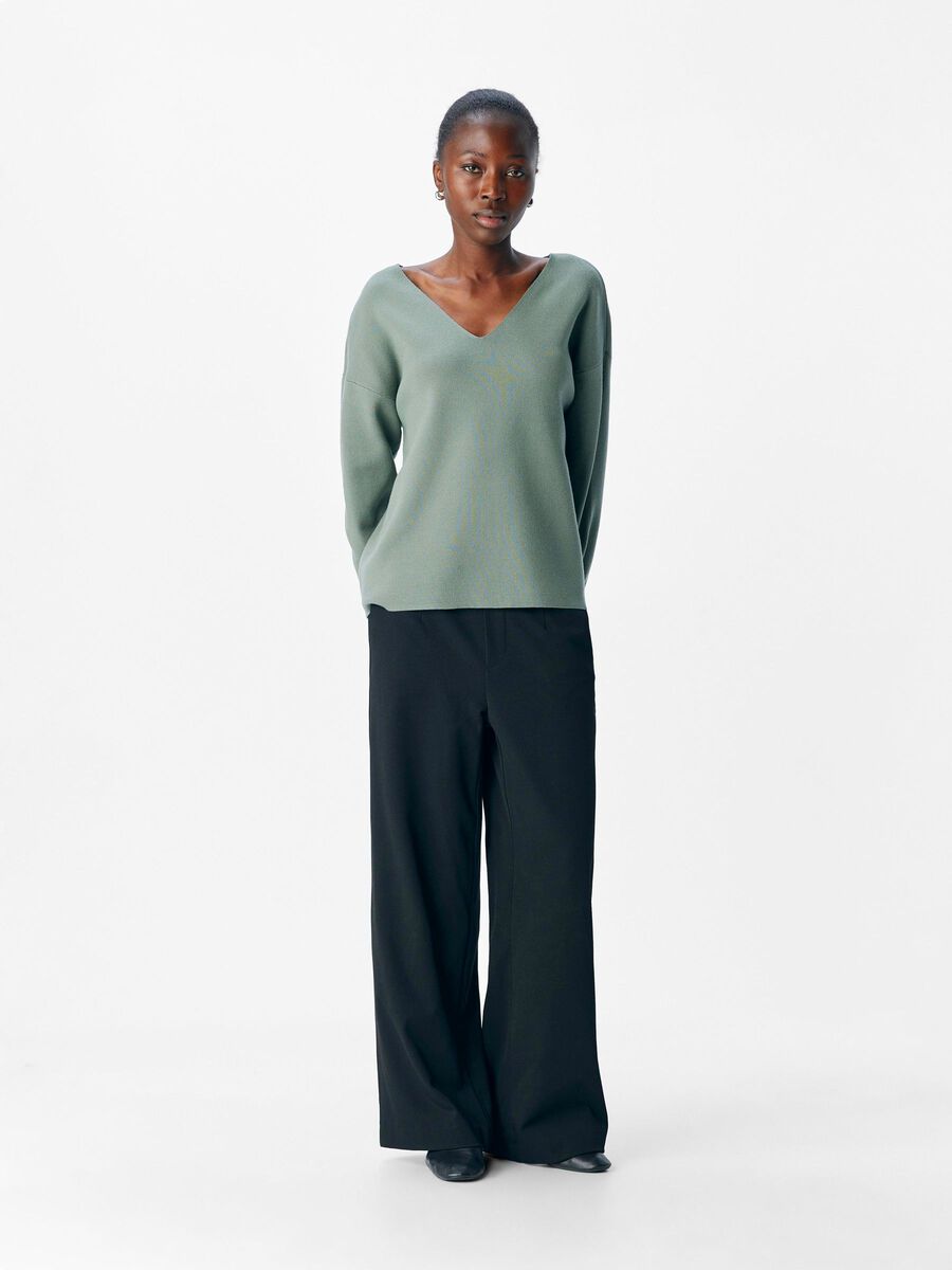 Rayna V-Neck Jumper (Laurel Wreath)