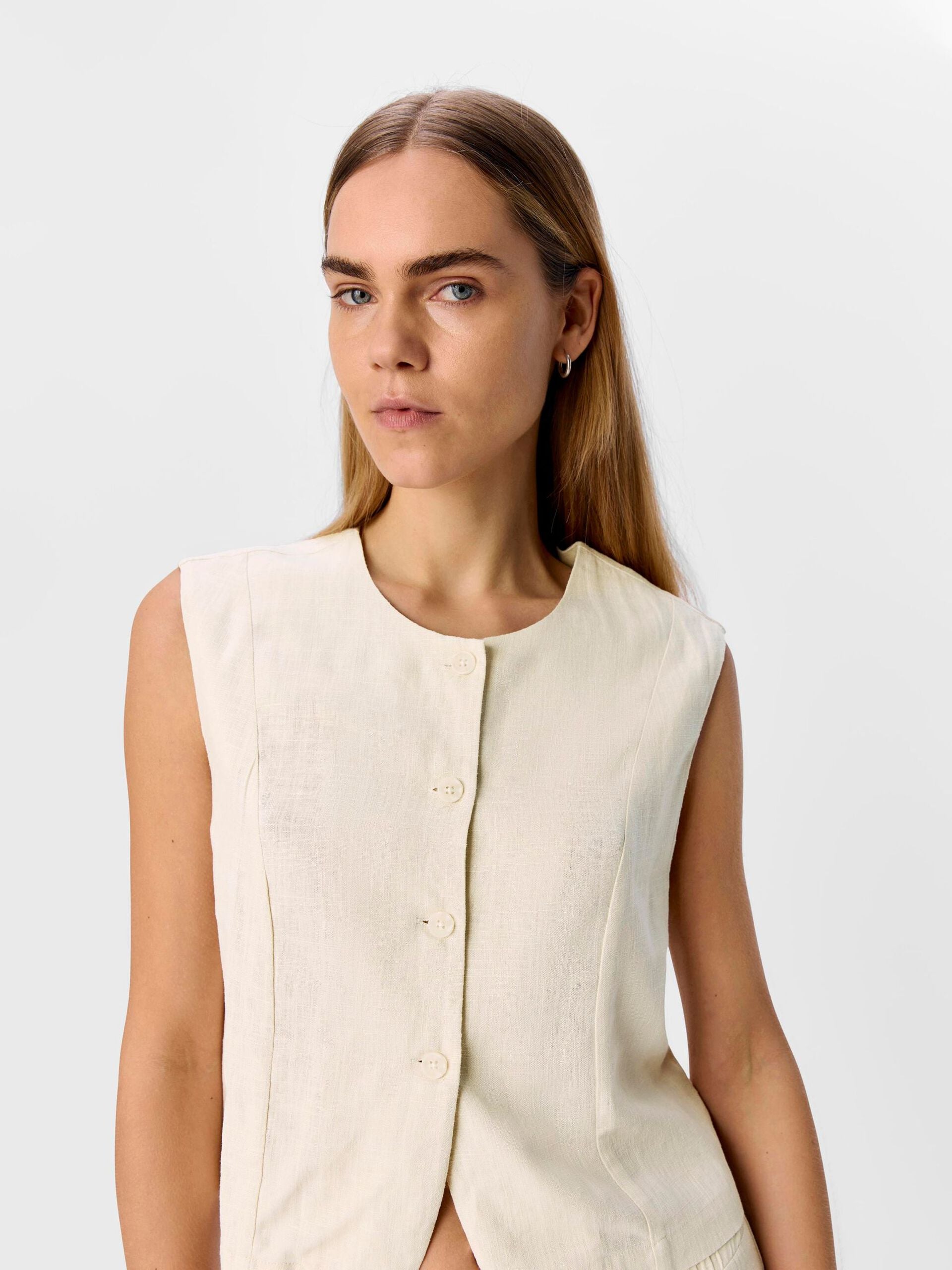 Jayce Sleeveless Top (Sandshell)