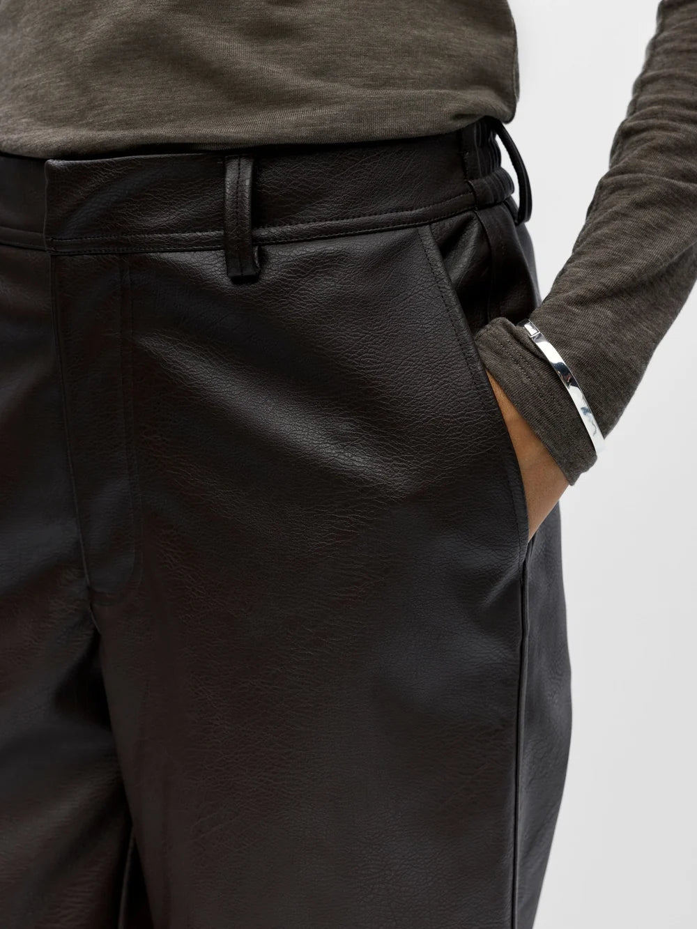 Olivia Wide Leg Pants (Seal Brown)