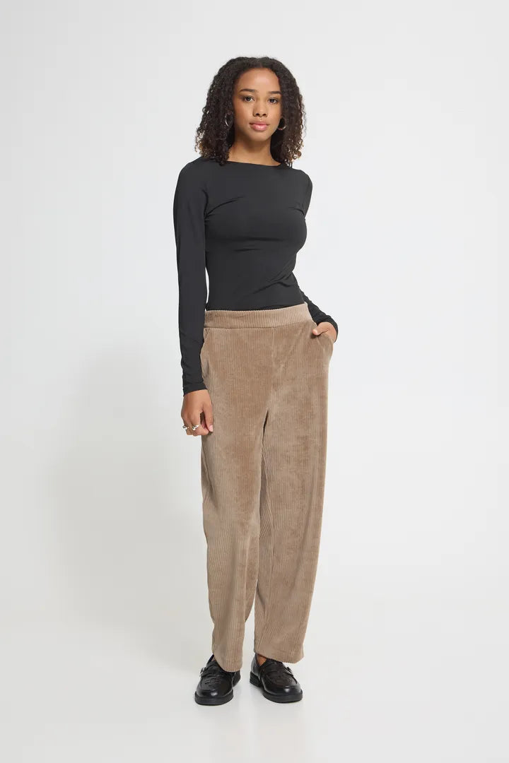 Mary Corduroy Cropped Pants (Toasted Coconut)