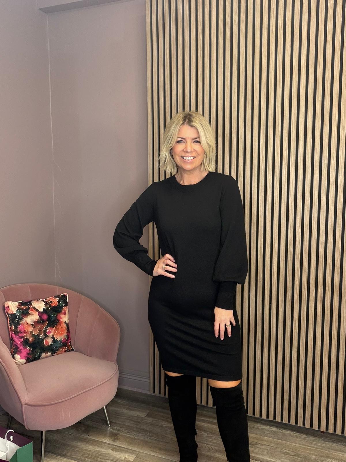 Kerry Long Sleeve Knit Dress (Black Beauty)