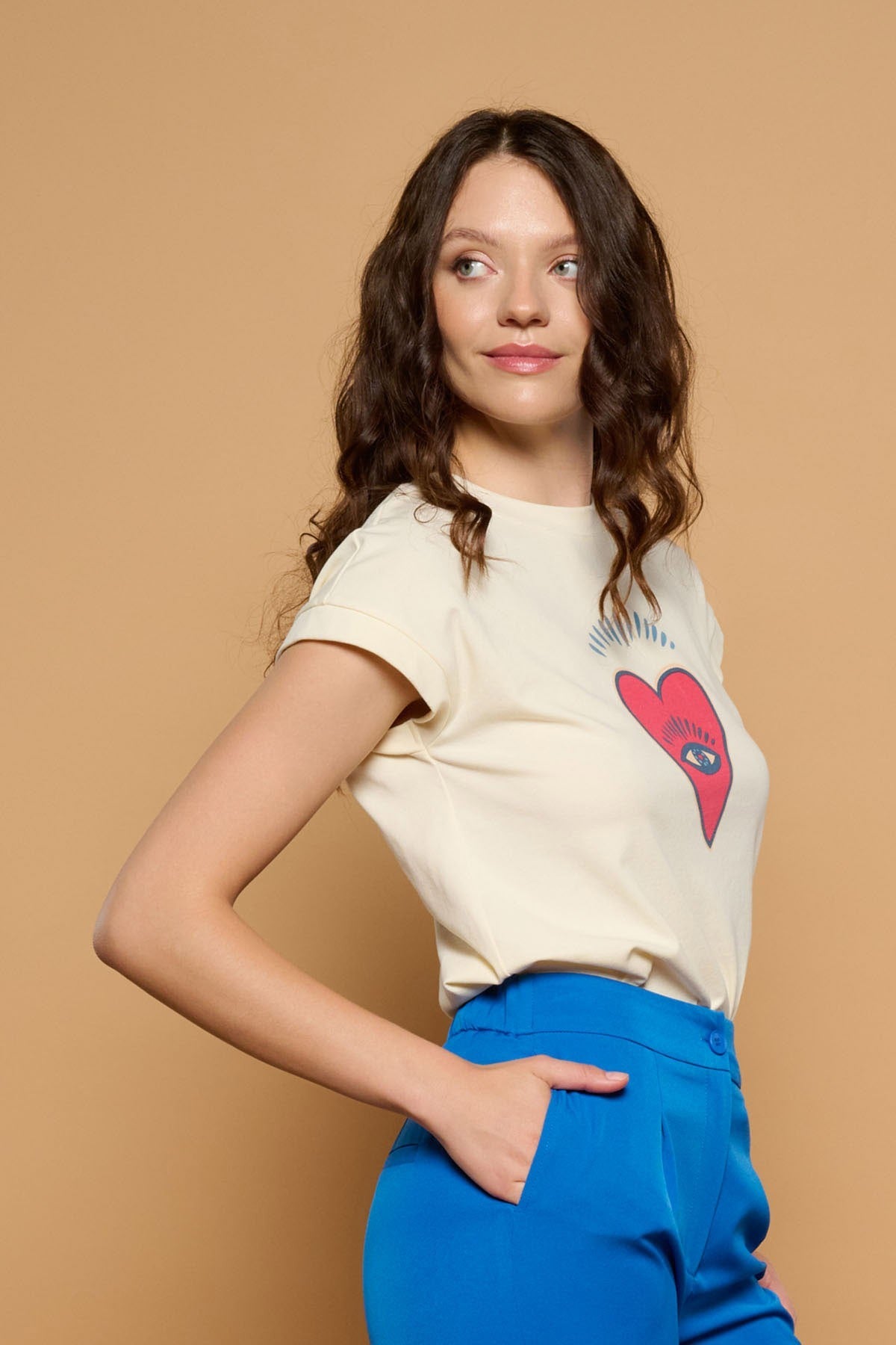 Holly T-Shirt (Cream)