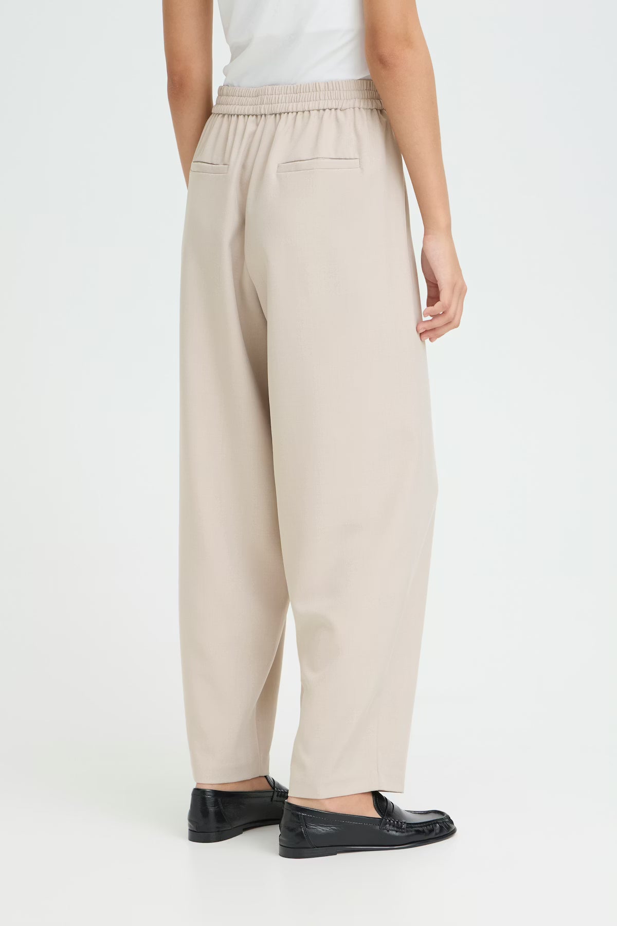 Kim Barrell Leg Trousers (Dove Melgane)