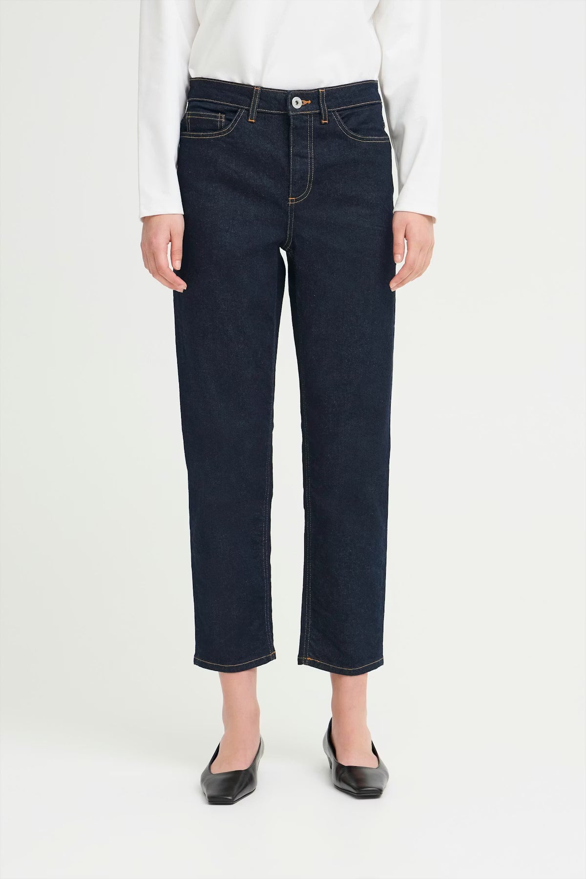Iggy Straight Leg Cropped Jeans (Authentic Blue)
