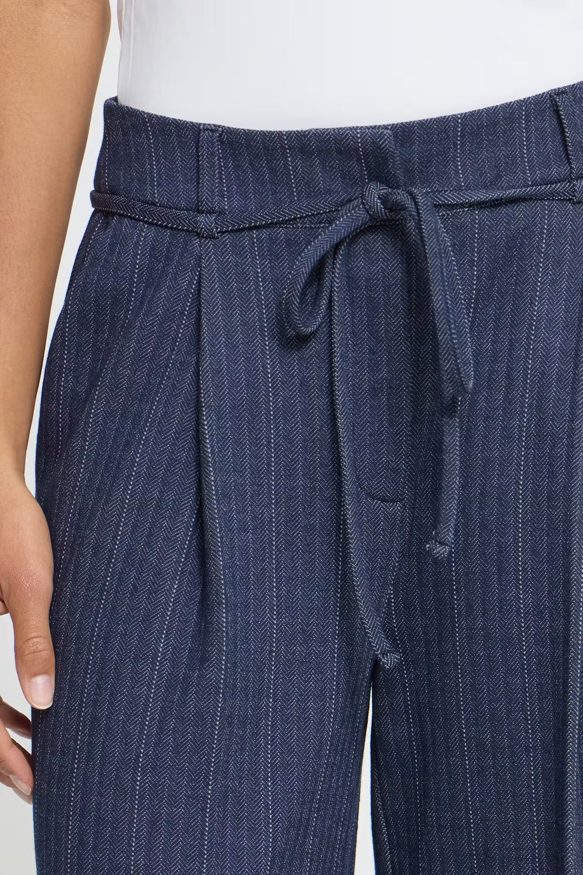 Phoenix Pants (Dark Blue/Stripe)