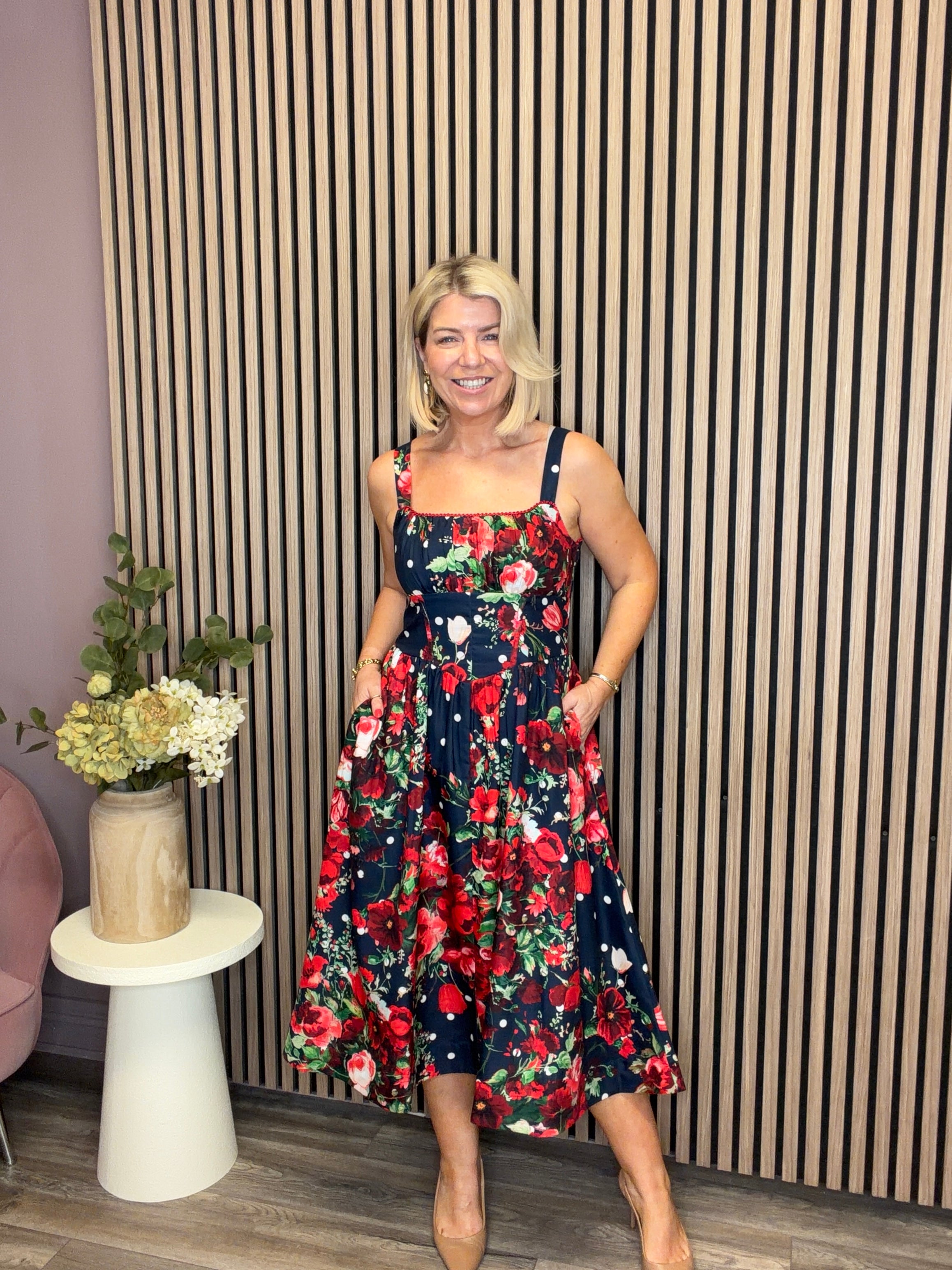 The Leona Midi Dress (Navy)