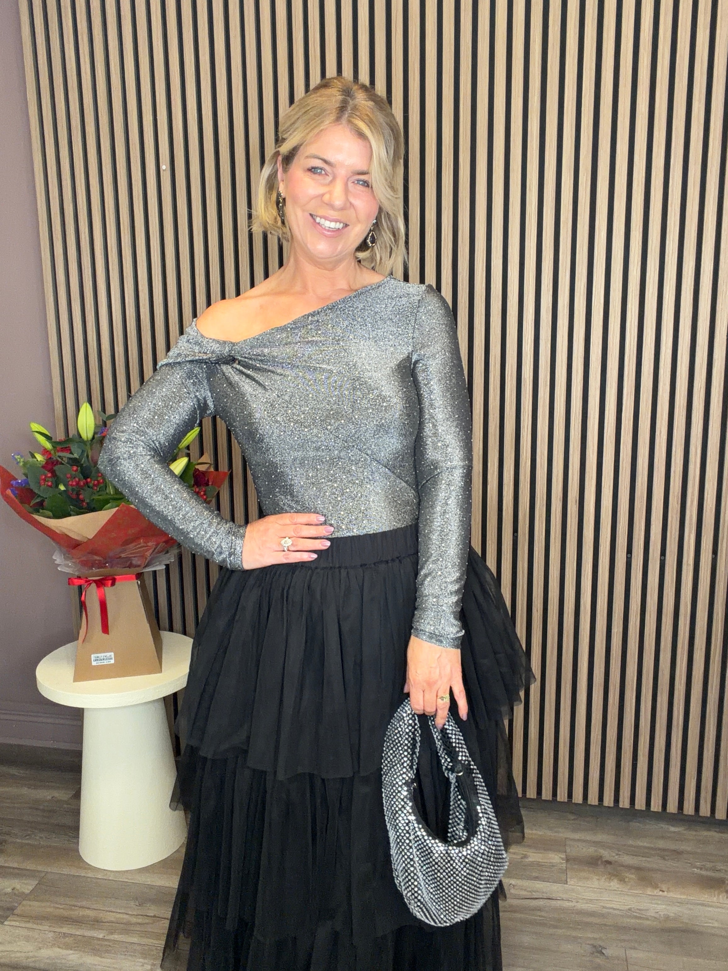 Missy Off Shoulder Top (Black/Dark Silver)