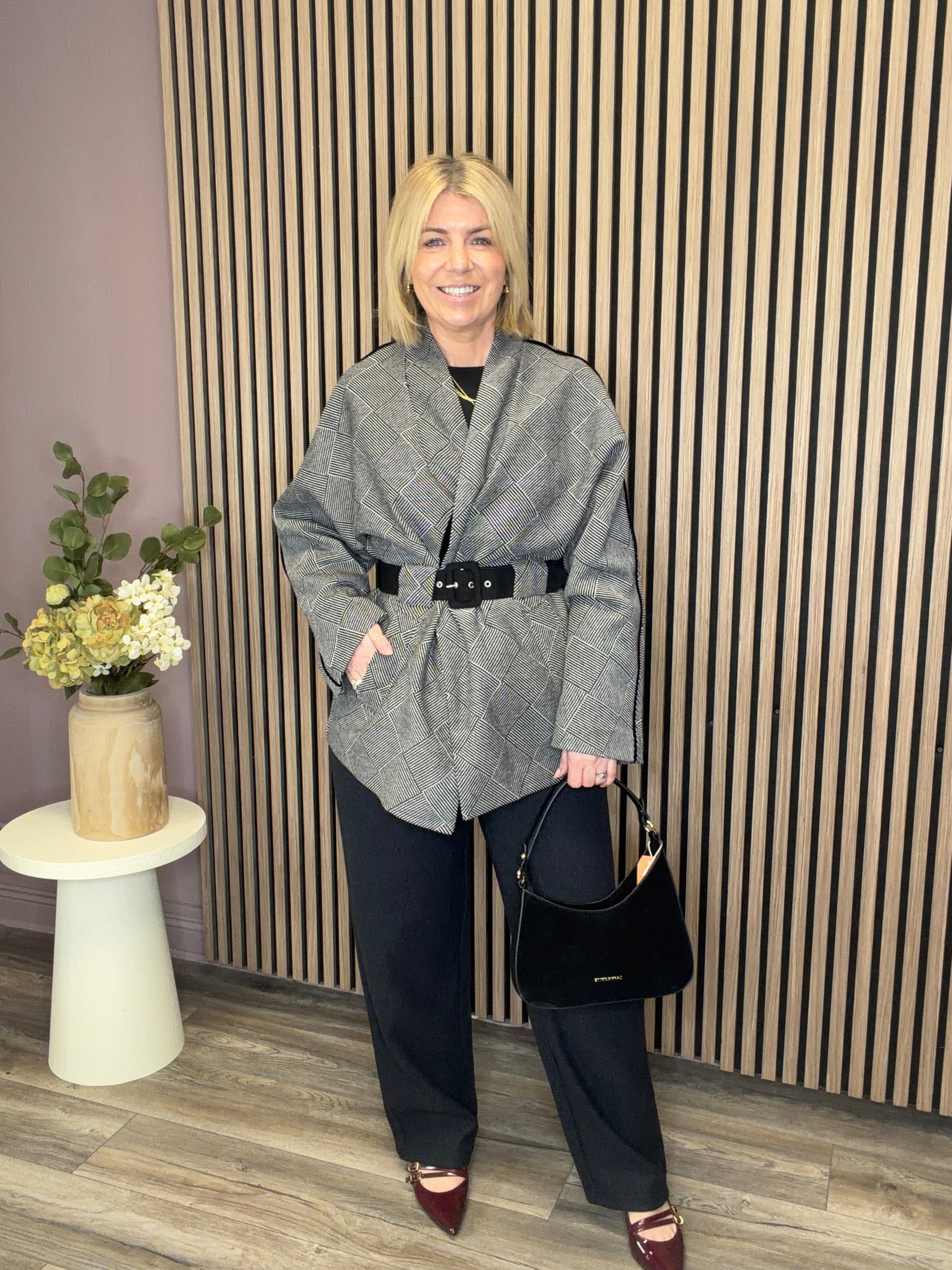 Shay Blazer Jacket (Black/White)