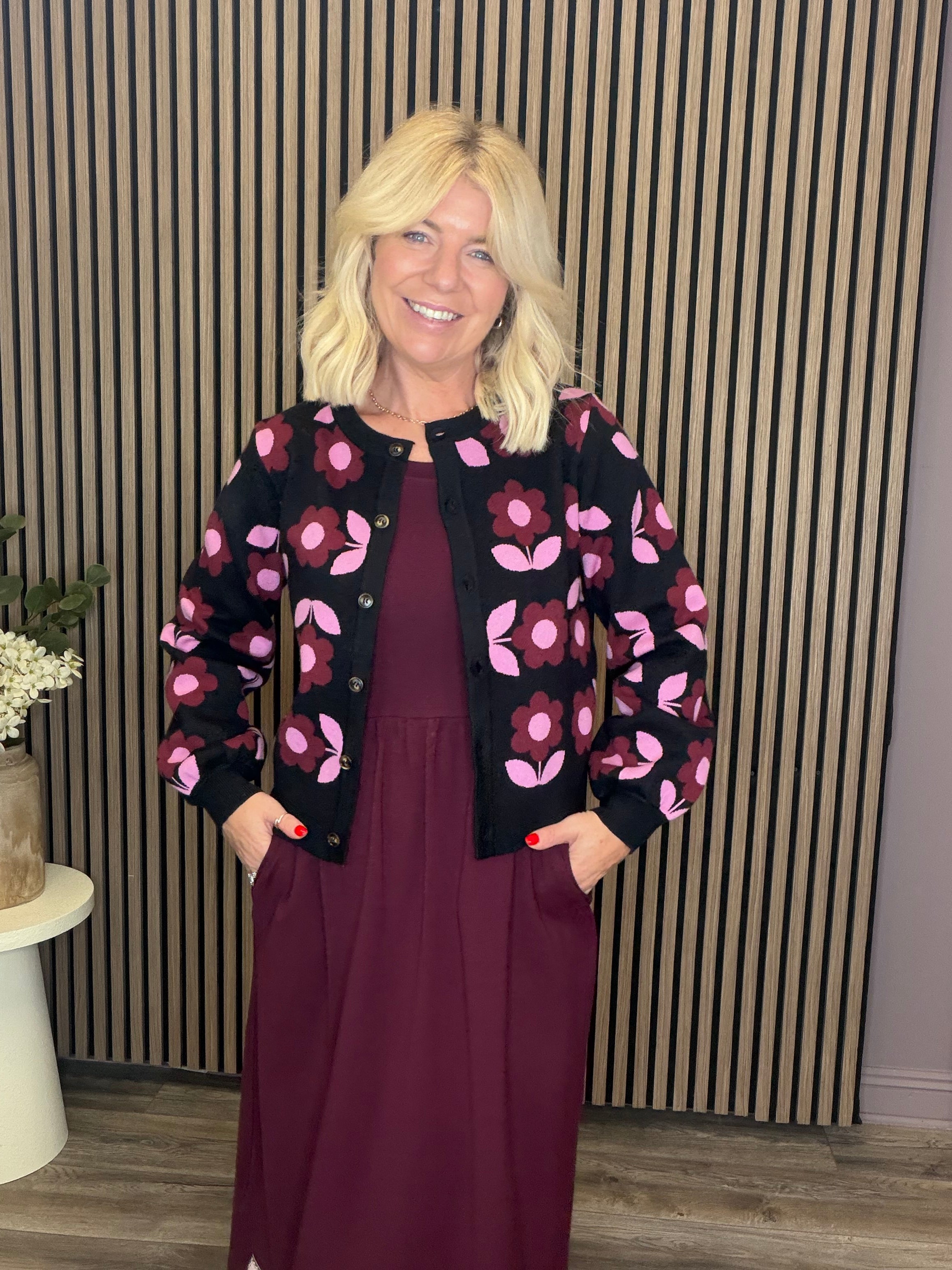 Venetia Cardigan (Black/Daisy)