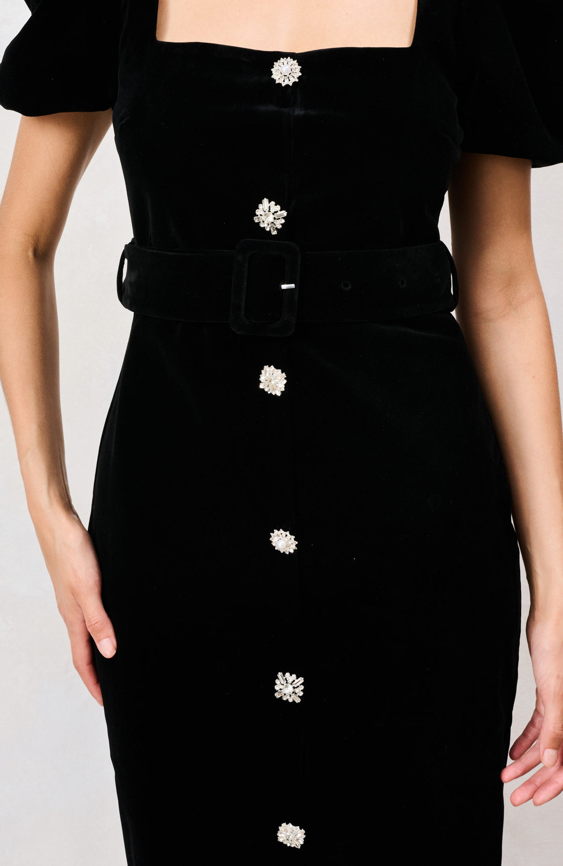 The Dorinda Velvet Midi Dress (Black)