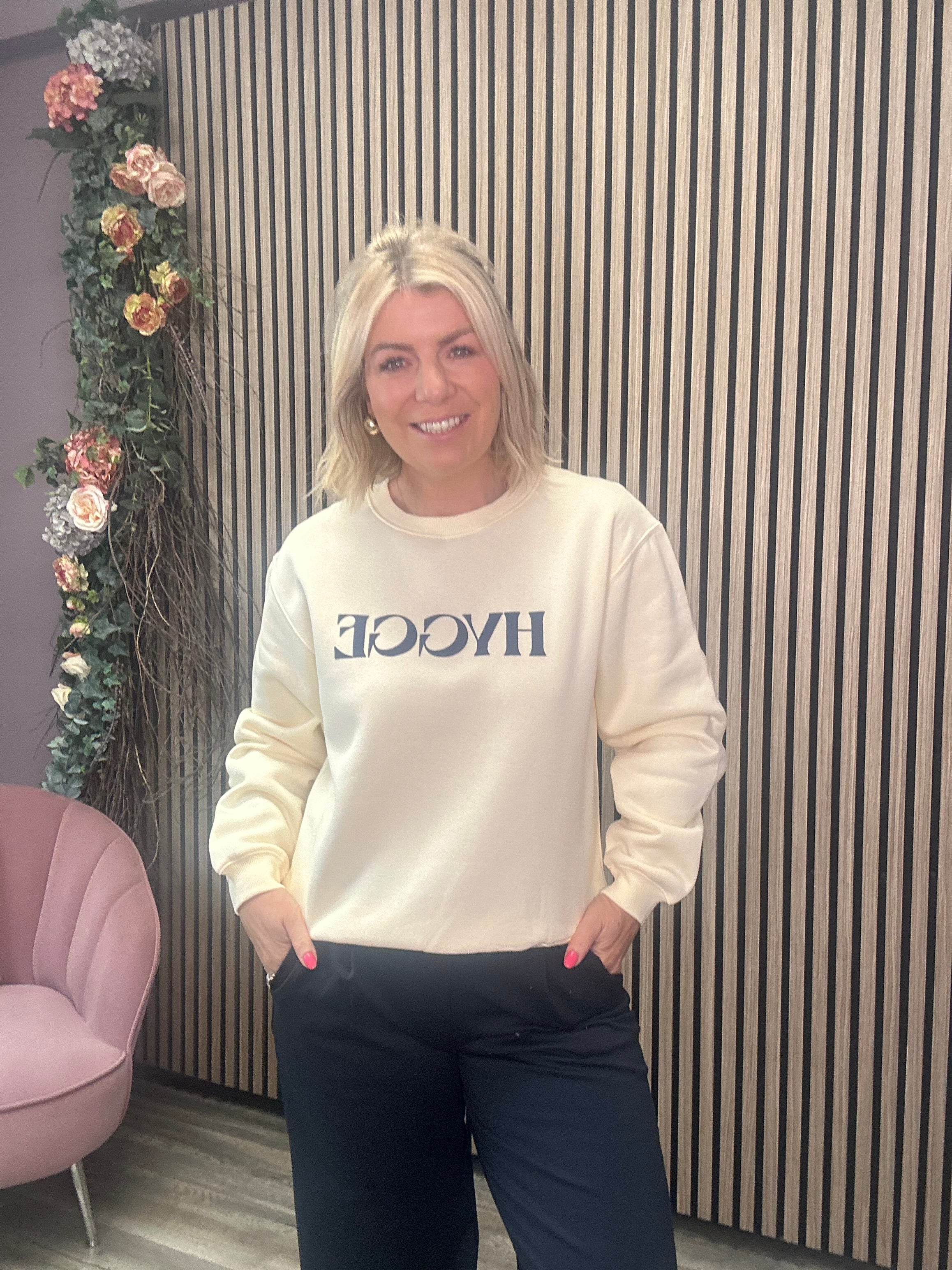 Alyzee Sweatshirt (Beige)