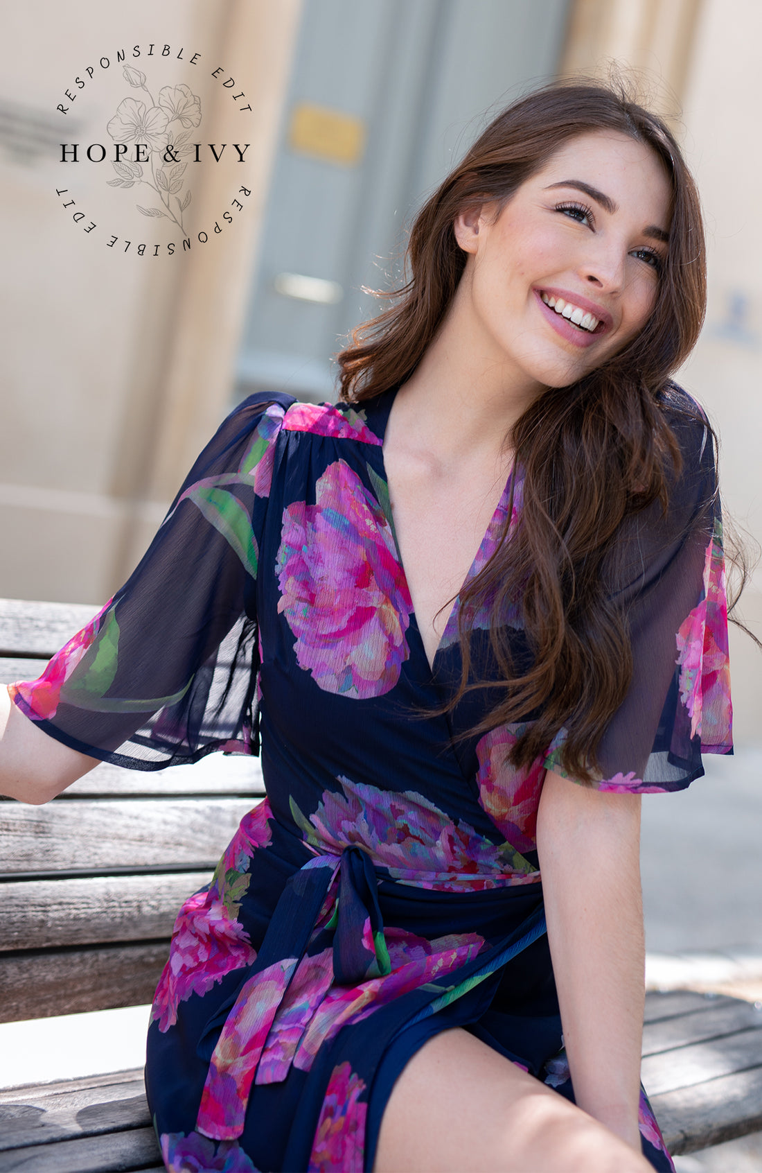 THE ASHIA FLUTTER SLEEVE MAXI WRAP DRESS (NAVY/PINK) CURVE