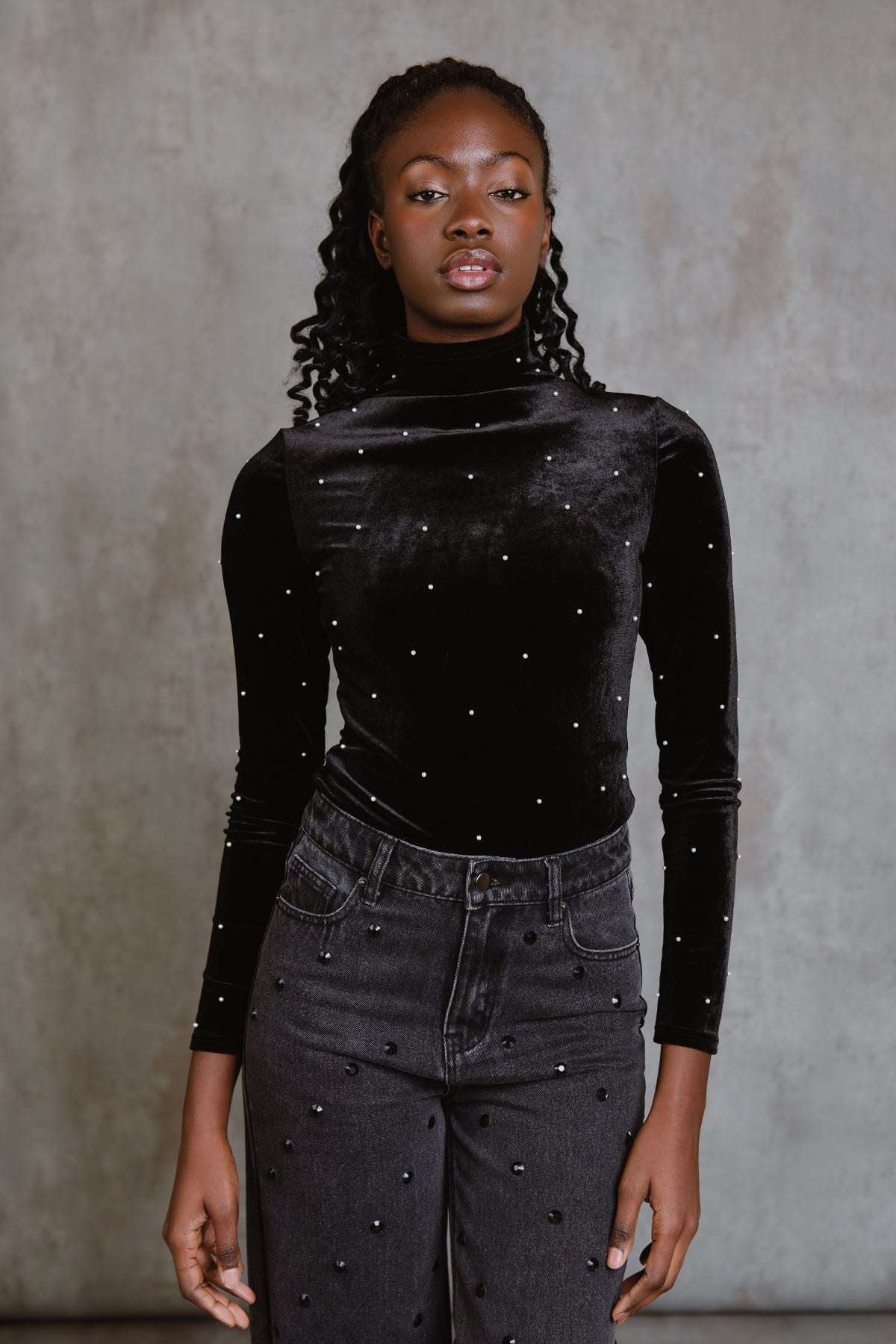 Bella Pearl Top (Black)