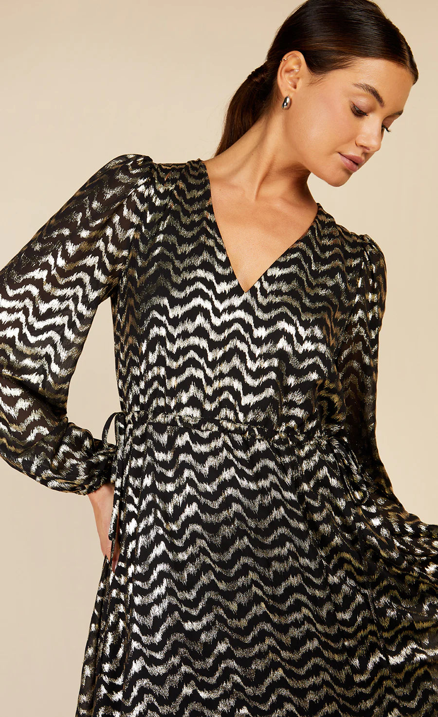 VEDA BLACK FOIL PRINT DRESS BLACK GOLD Love Cherish