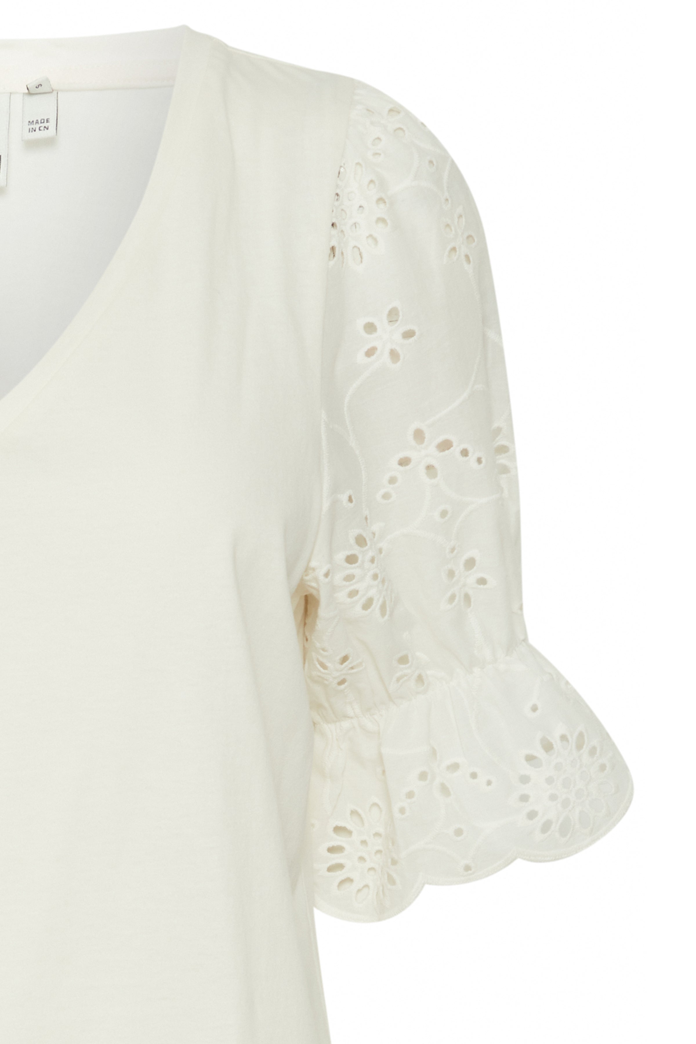 JASMIRA BRODERIE ANGLAISE T-SHIRT (WHITE)