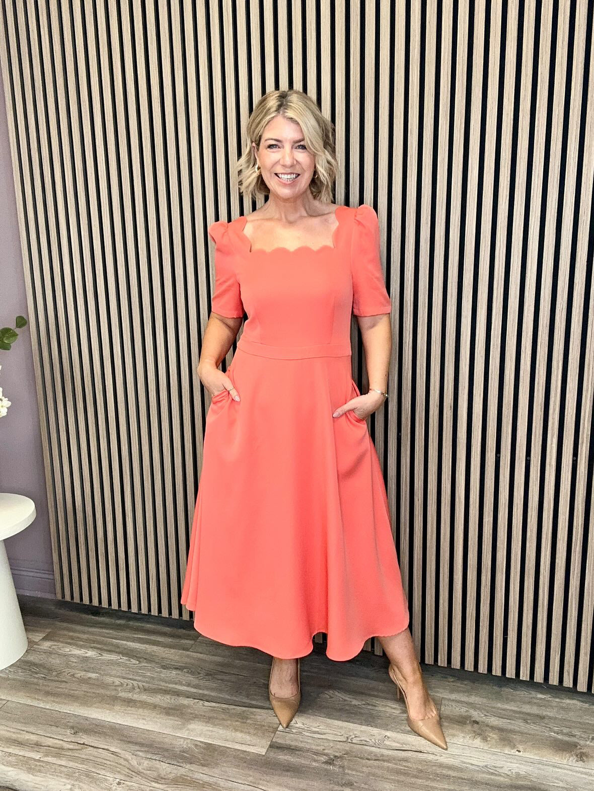 Livia Scallop Edge Midi Dress (Coral)