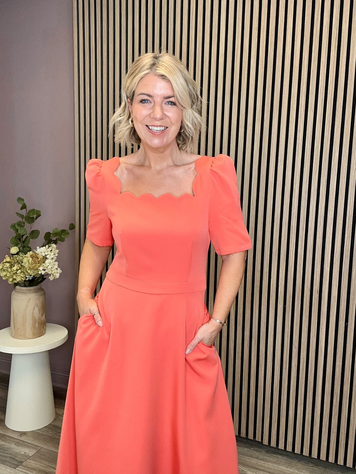 Livia Scallop Edge Midi Dress (Coral)
