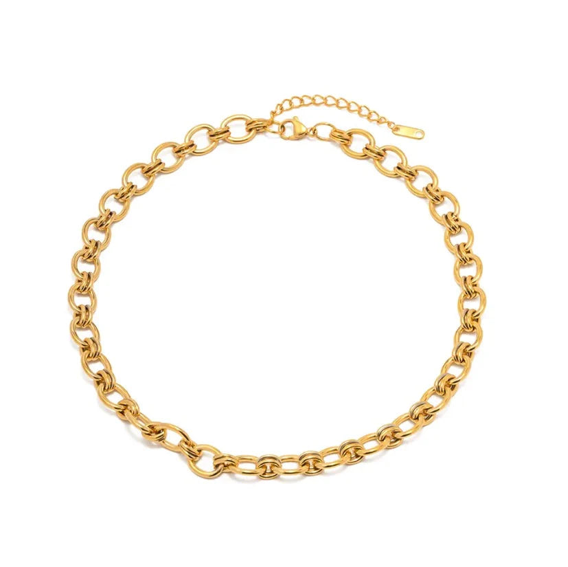 SMOOTH MOVE NECKLACE (GOLD)
