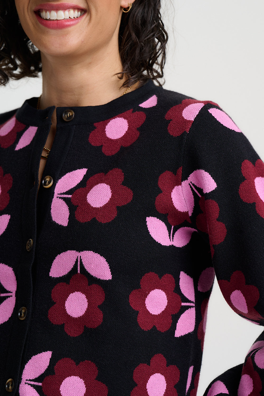 Venetia Cardigan (Black/Daisy)