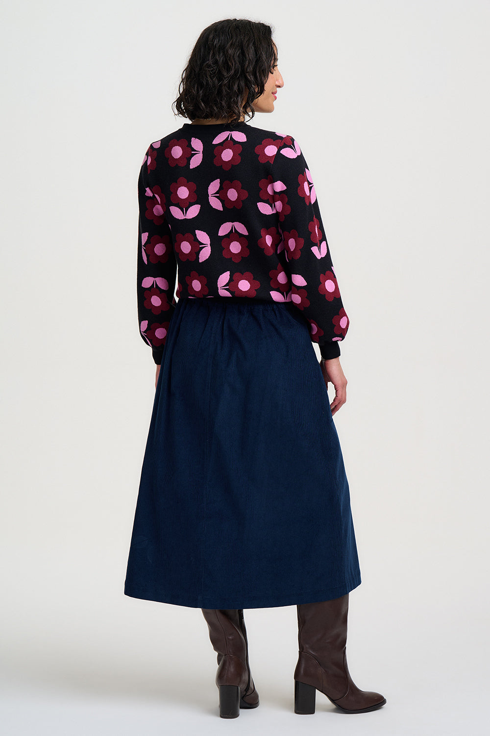 Venetia Cardigan (Black/Daisy)