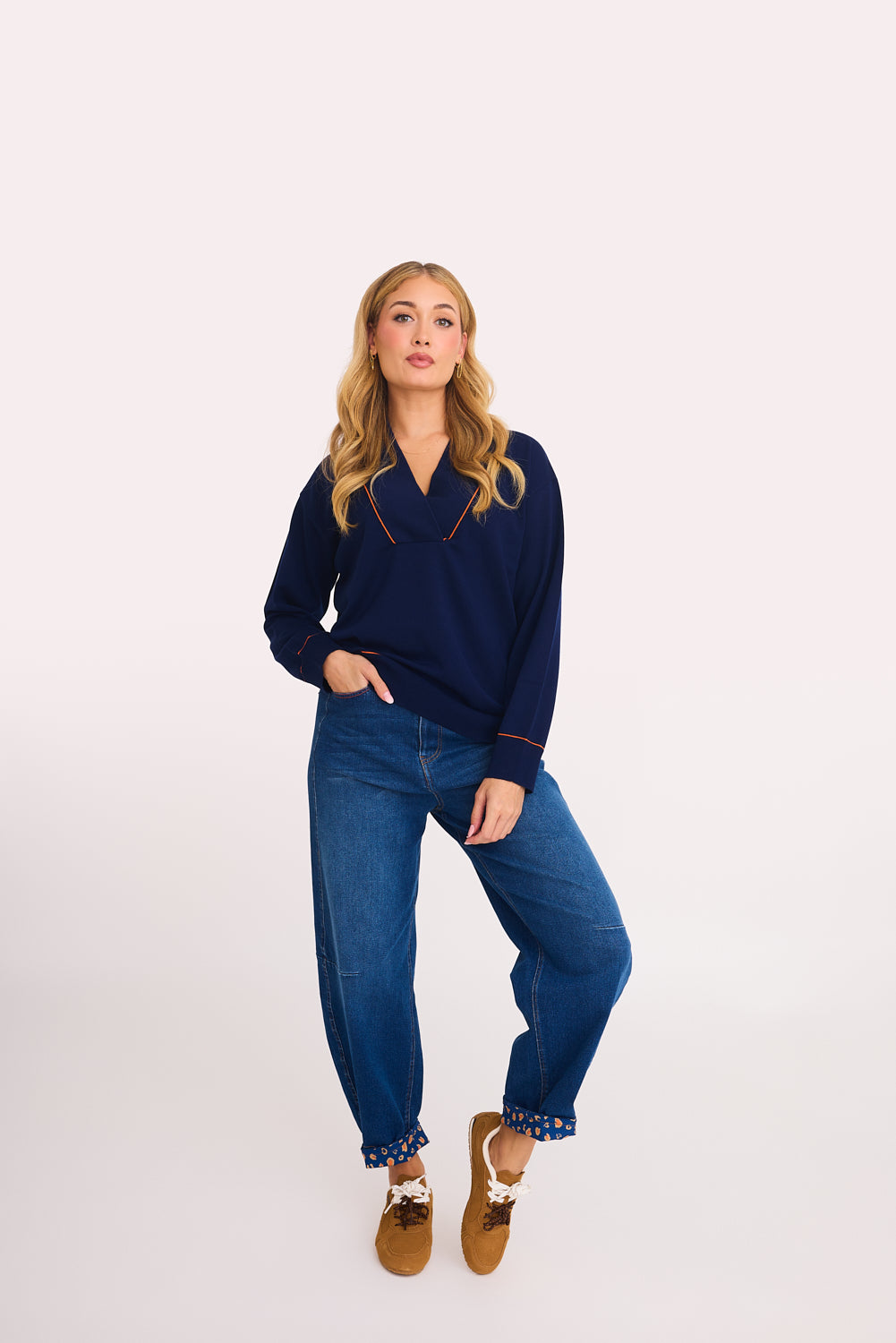 Sola Sweater (Navy)