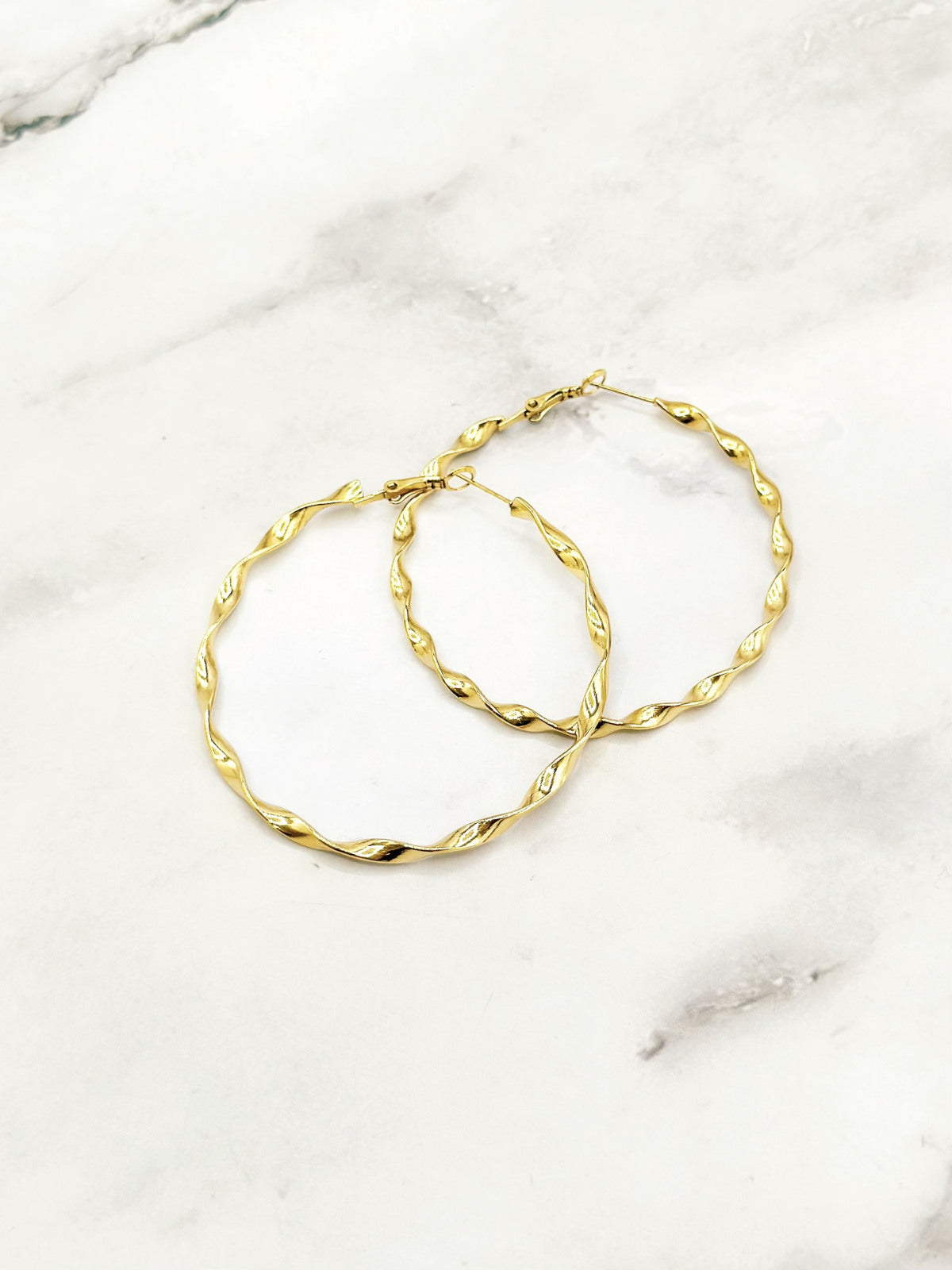 Tina Hoops (Gold)
