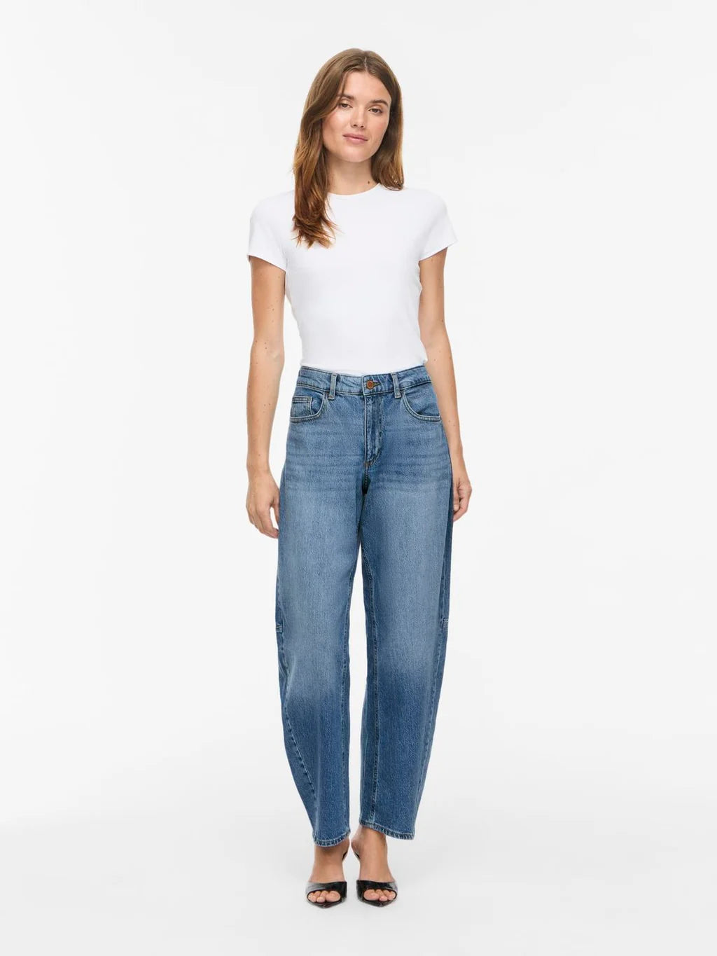 Brady Barrel Jeans (Medium Blue/Wash)