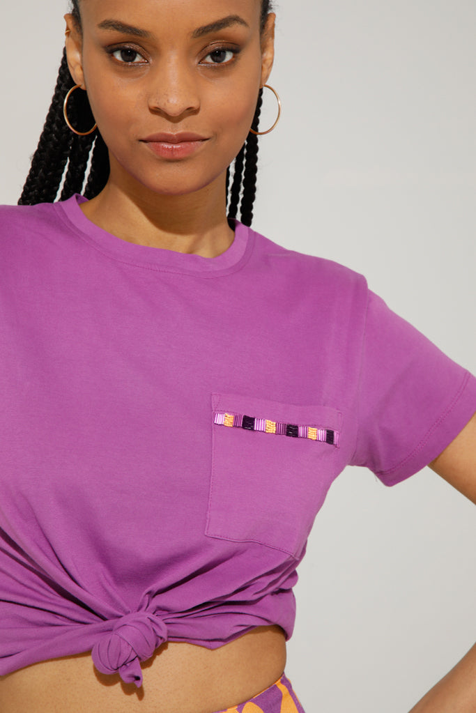 TRAPPY T-SHIRT WITH EMBROIDERED POCKET