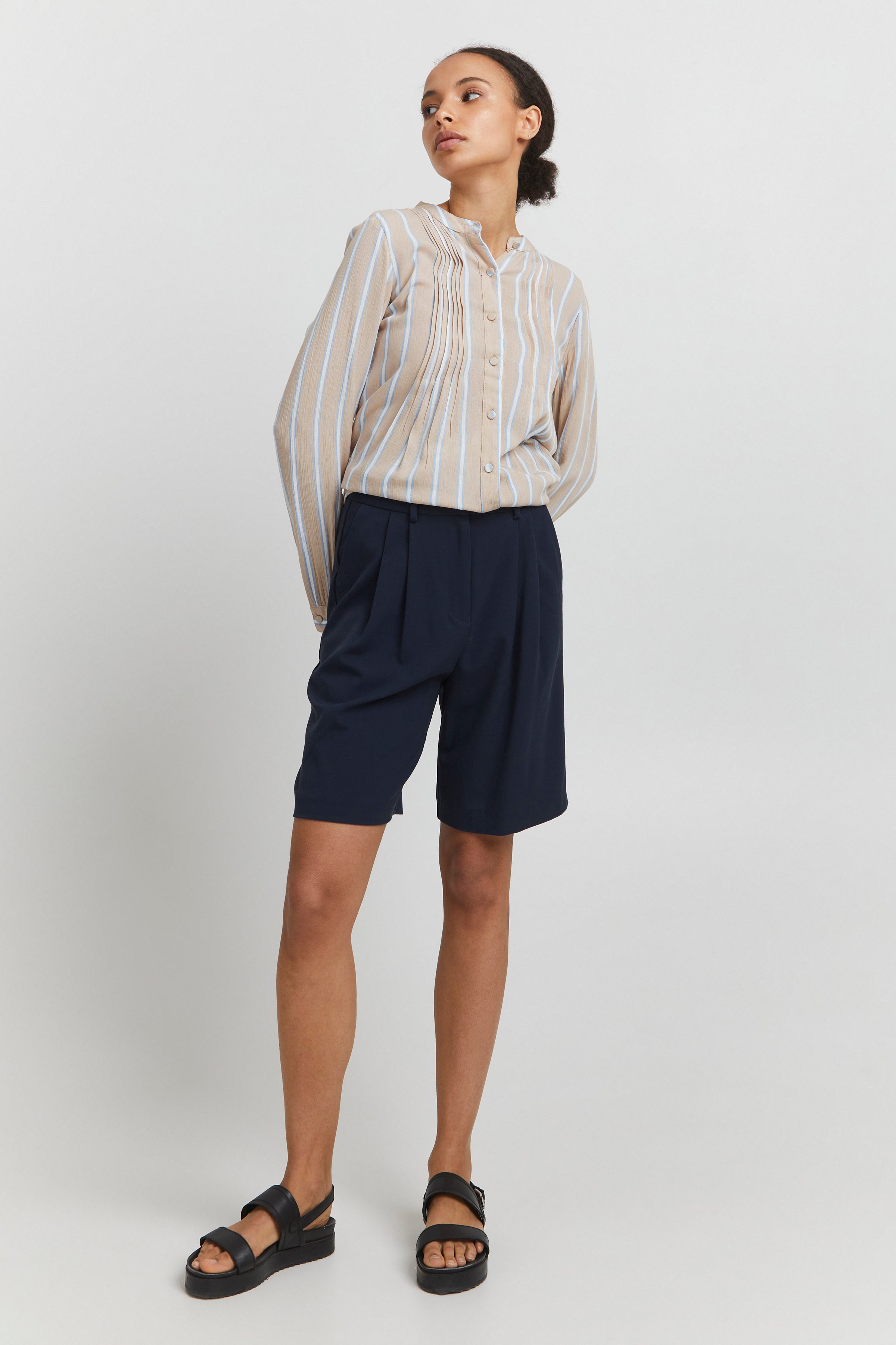 Pixi Shorts (Navy)