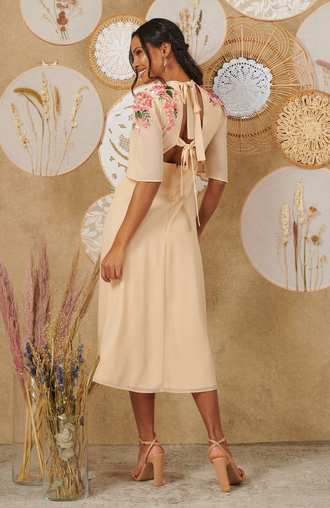 Suki 3D Embellished Midi Dress (Cream)