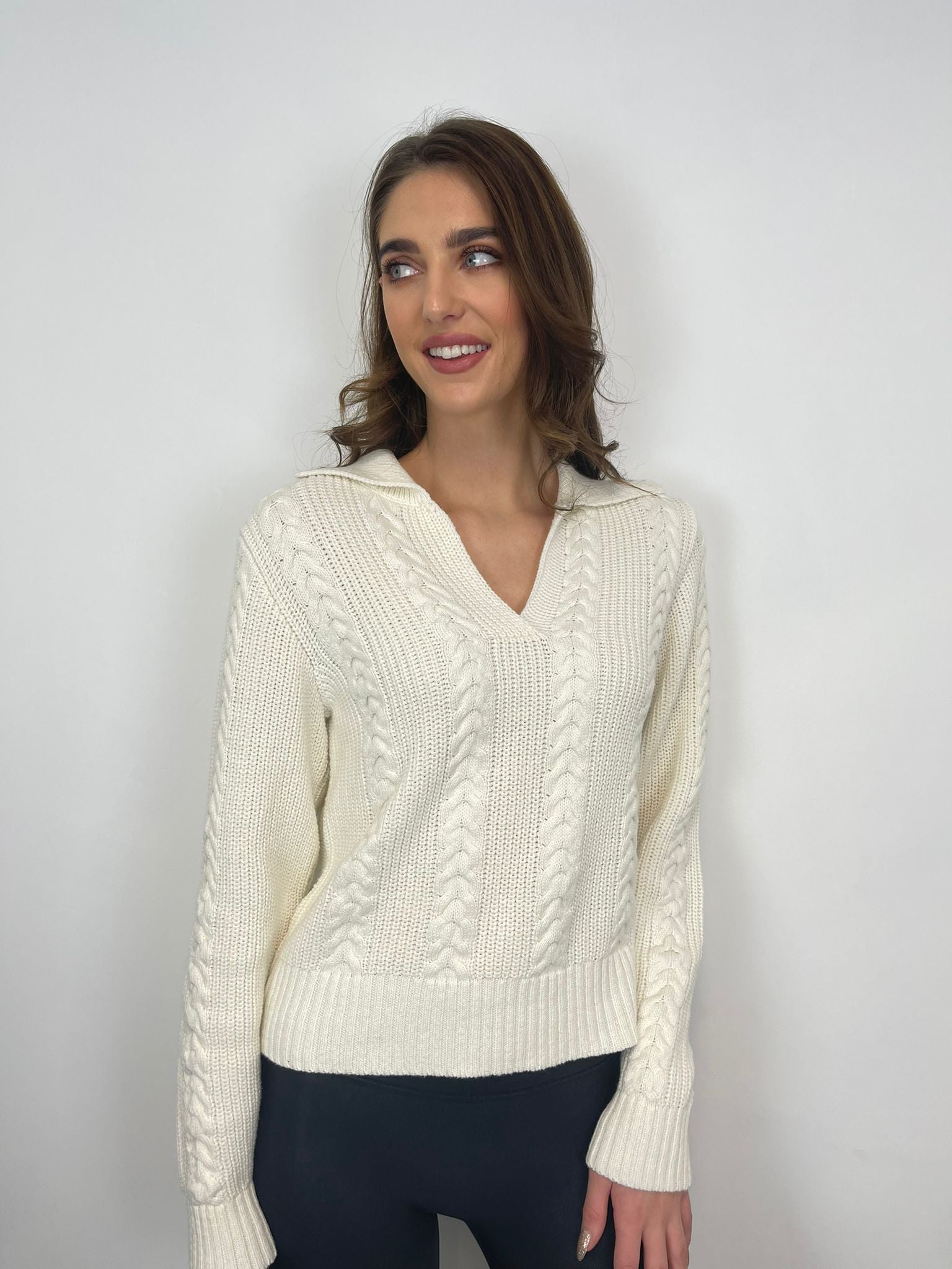 Asha Cropped Knitted Jumper (Cream)