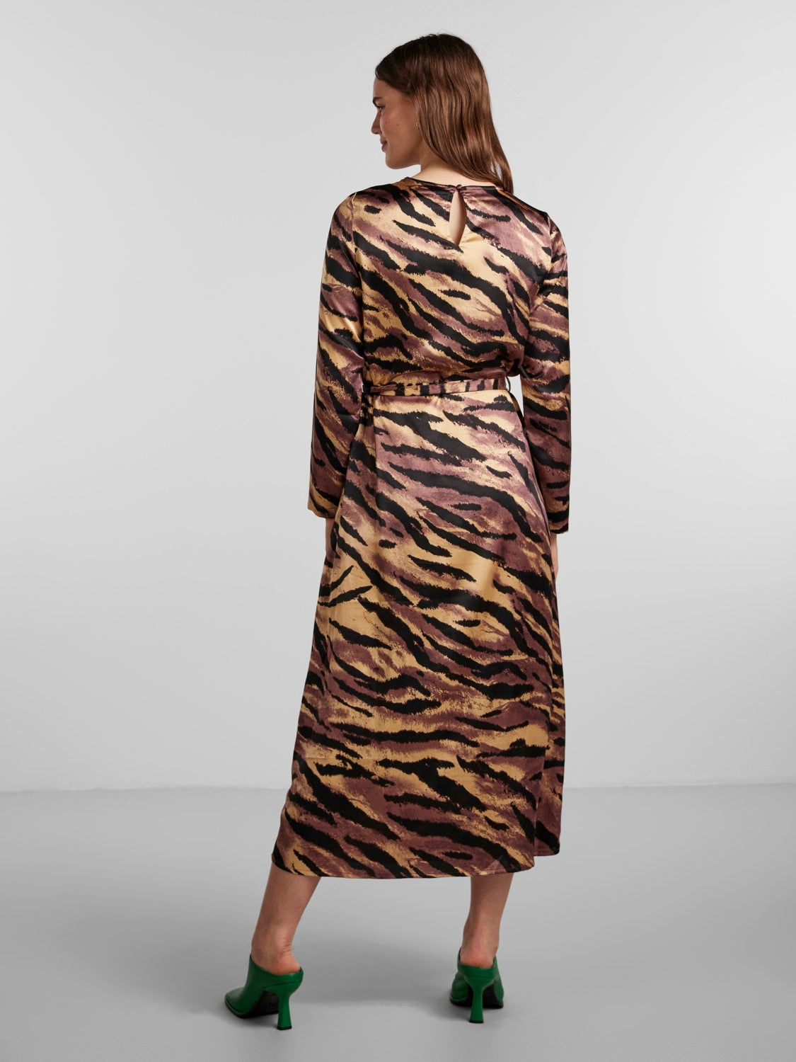 Monalise Dress ( Chicory Coffee TIGER)