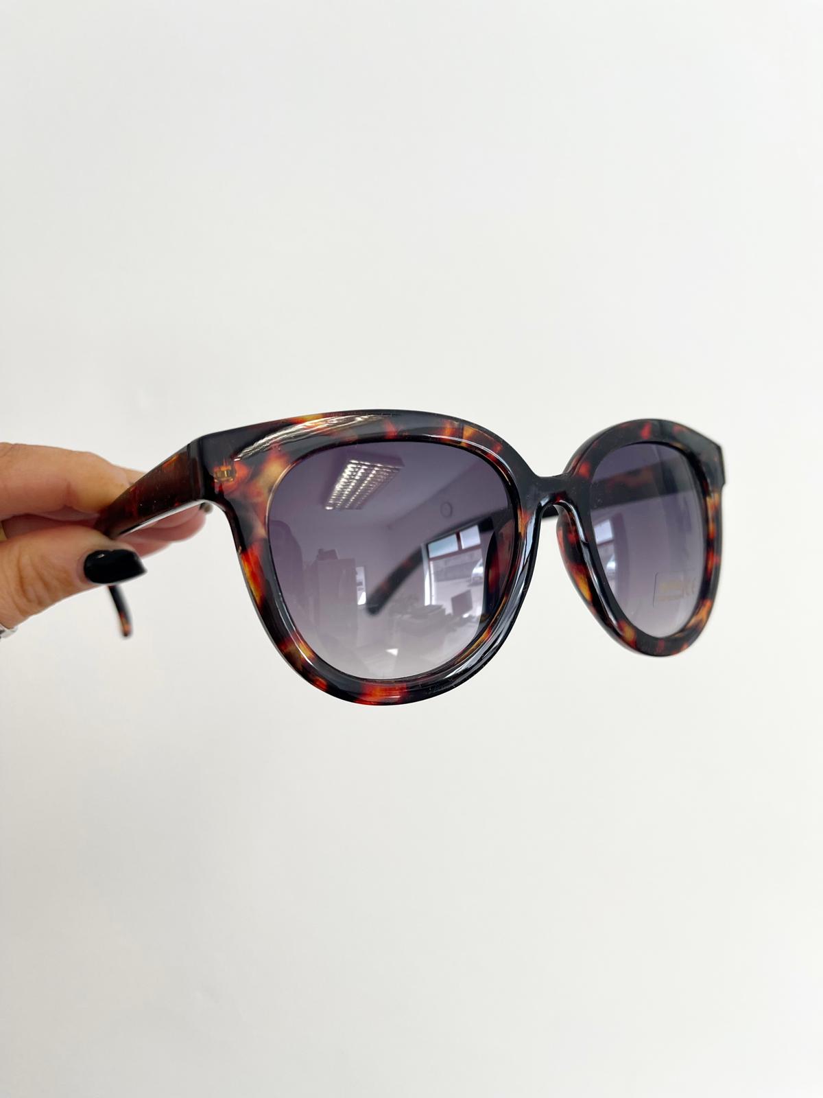 Venius Round Sunglasses (Black)