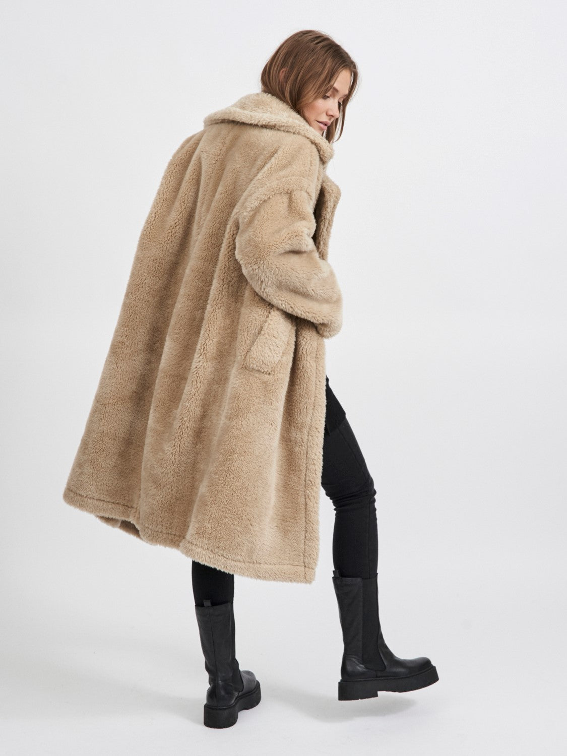 Juma Faux Fur Coat (Natural)
