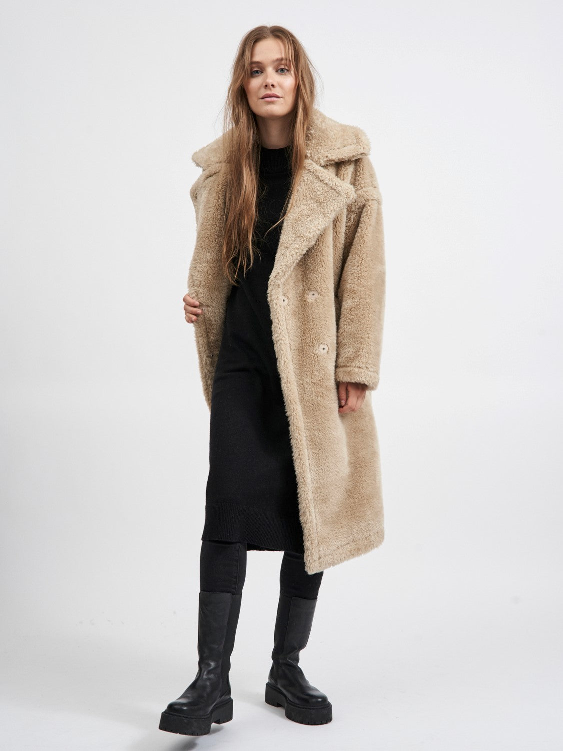 Juma Faux Fur Coat (Natural)