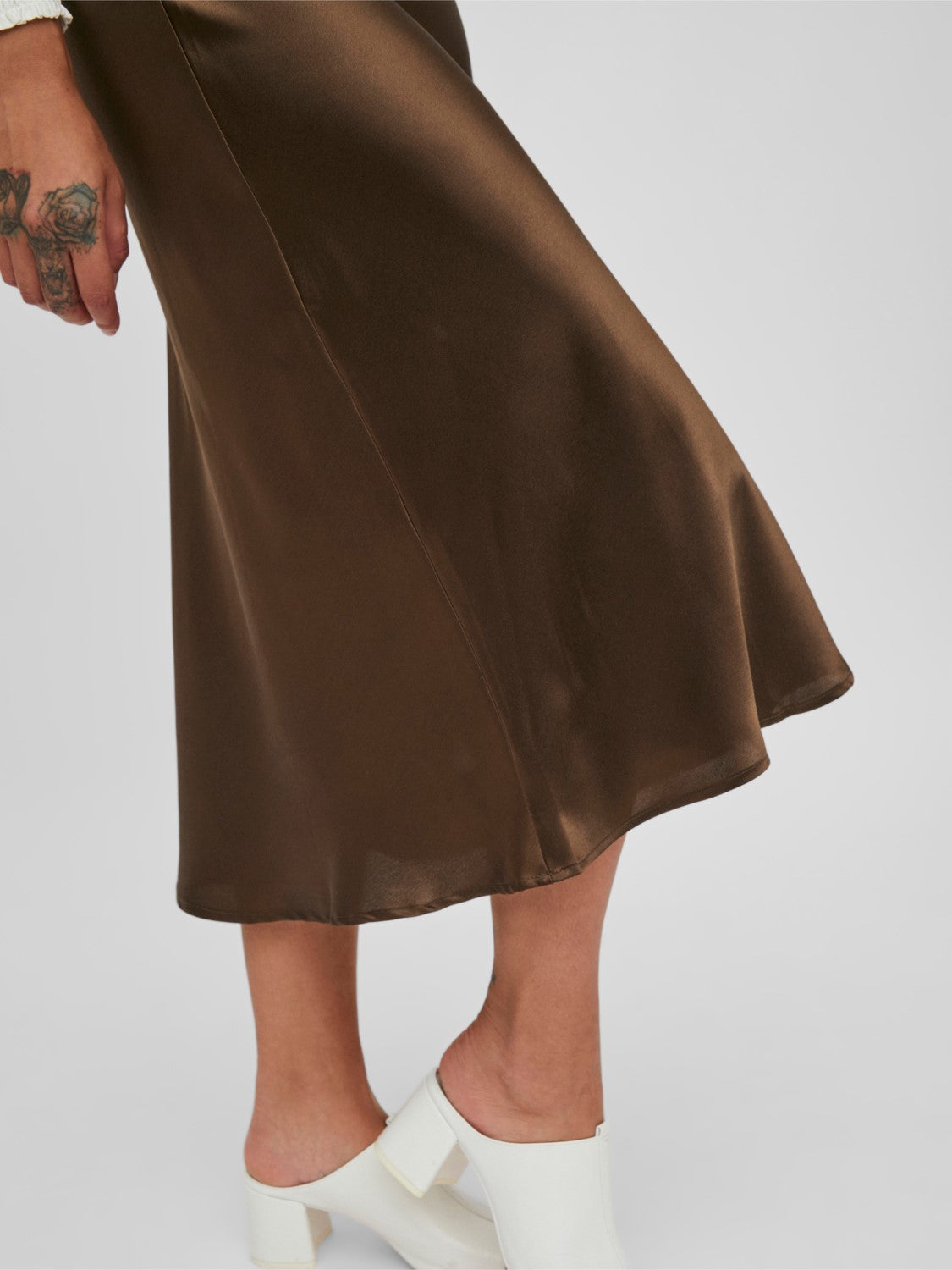 Chadya High Waisted Skirt (Demitasse)